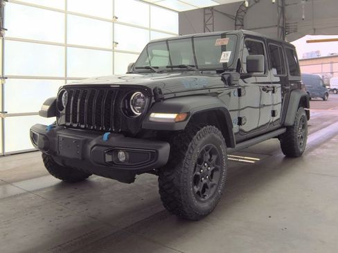 Used 2023 Jeep Wrangler Unlimited w/ Cold Weather Group image 1