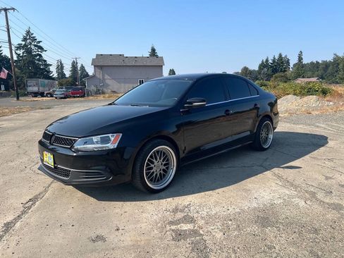 Used 2013 Volkswagen Jetta SE FWD image 6