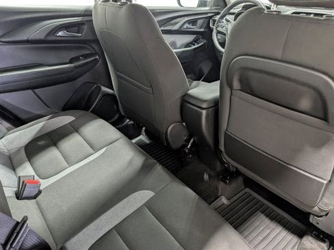 Used 2023 Chevrolet TrailBlazer LS image 16