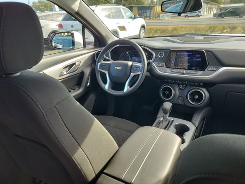 Used 2021 Chevrolet Blazer LT image 13