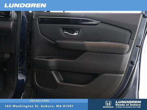 Used 2023 Honda Pilot Sport image 16