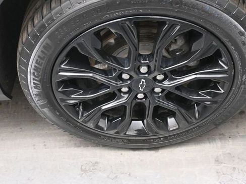 Used 2024 Chevrolet Blazer LT w/ LPO, Black Grille Bar Package image 23