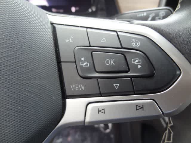 Used 2024 Volkswagen Atlas SE AWD/4WD image 24