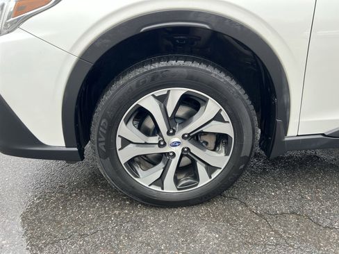 Used 2020 Subaru Outback Touring XT image 12
