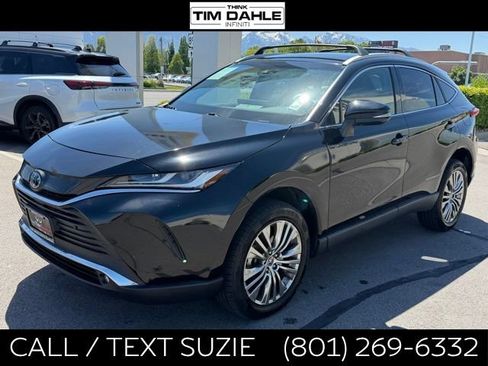 Used 2023 Toyota Venza XLE AWD/4WD image 6