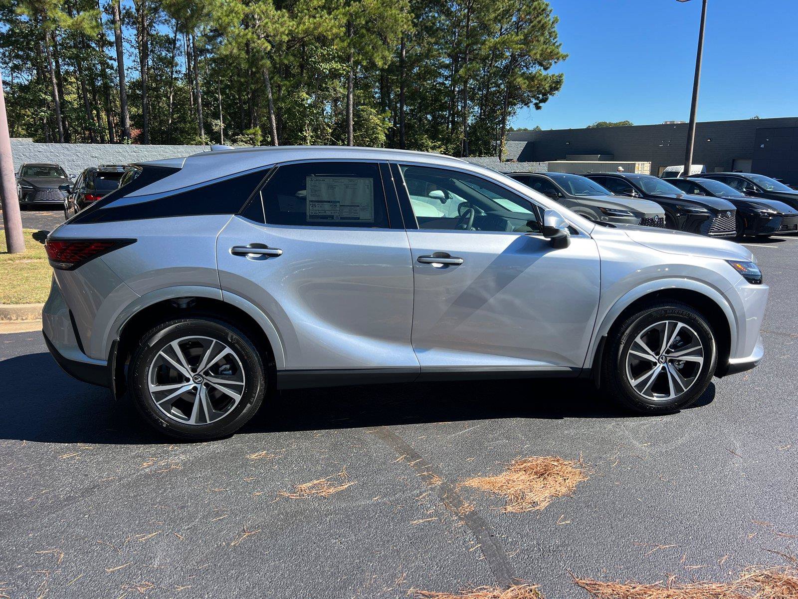 New 2026 Lexus RX 350 FWD image 4