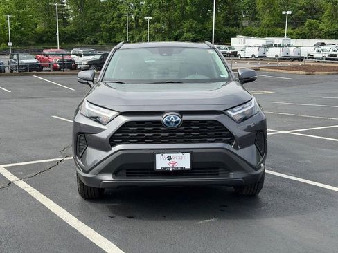 Used 2024 Toyota RAV4 LE AWD/4WD image 11