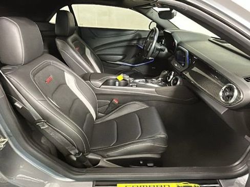 Used 2021 Chevrolet Camaro SS RWD image 43