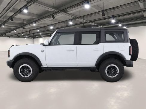 Used 2024 Ford Bronco Outer Banks w/ Sasquatch Package AWD/4WD image 6