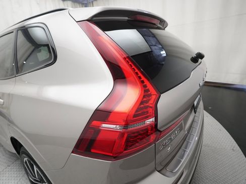 Used 2024 Volvo XC60 B5 Plus w/ Protection Package Premier image 32