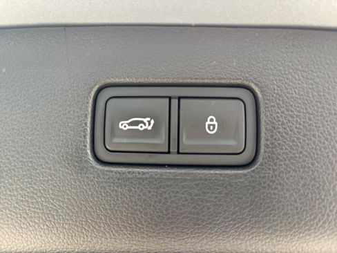 Used 2025 Genesis GV80 2.5T Standard AWD/4WD image 35