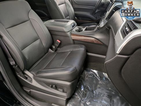Used 2017 GMC Yukon SLT w/ Premium Edition image 29