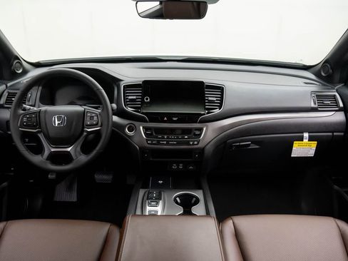 New 2025 Honda Ridgeline RTL image 9