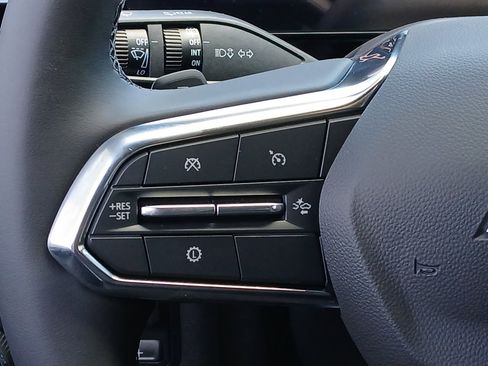 New 2025 Chevrolet Suburban High Country image 9