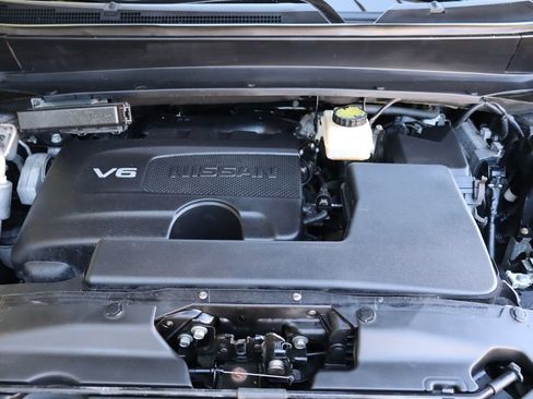 Used 2019 Nissan Pathfinder SL AWD/4WD image 41