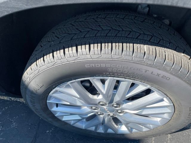 Used 2026 GMC Acadia Elevation w/ Elevation Premium Package FWD image 34