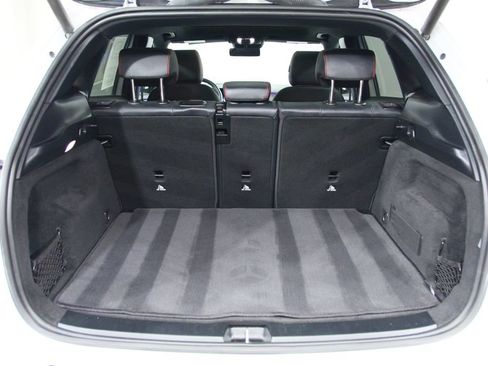 Certified 2024 Mercedes-Benz GLA 250 4MATIC image 28
