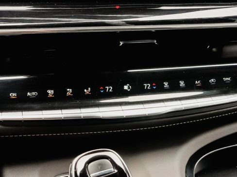 Certified 2024 Cadillac Escalade Sport image 18