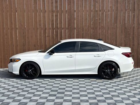 Used 2025 Honda Civic Sport image 13