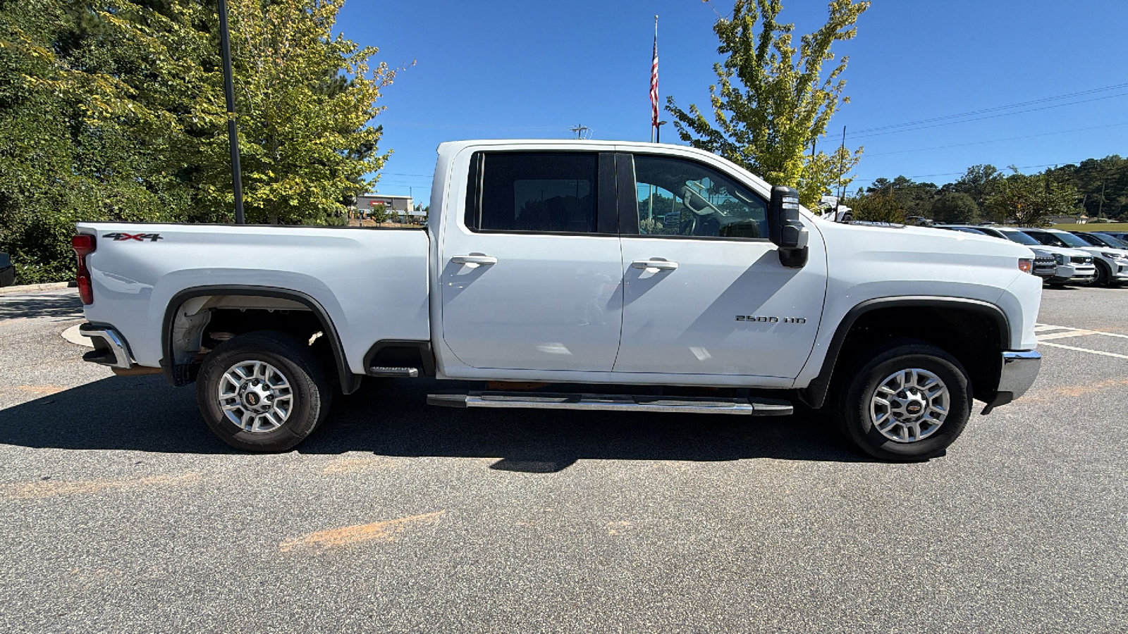 Used 2025 Chevrolet Silverado 2500 LT w/ Convenience Package AWD/4WD image 7