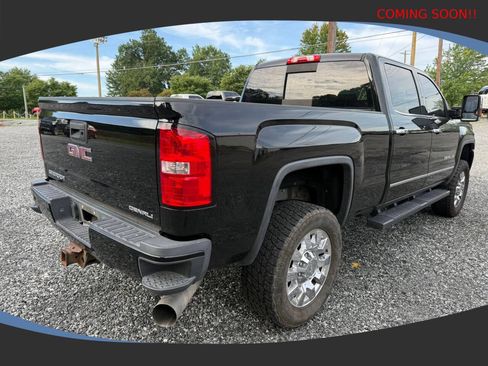 Used 2015 GMC Sierra 2500 Denali w/ Duramax Plus Package AWD/4WD image 3