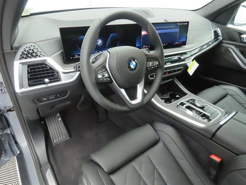 Certified 2026 BMW X5 sDrive40i w/ Parking Assistance Package RWD image 10