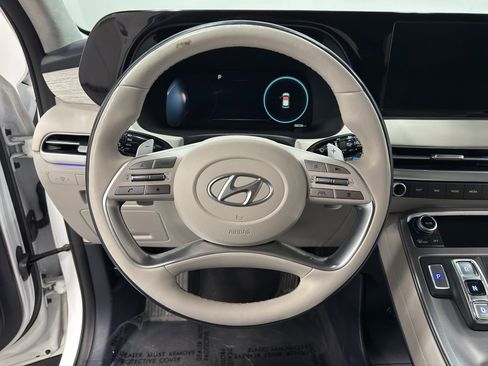 Used 2024 Hyundai Palisade Calligraphy image 17