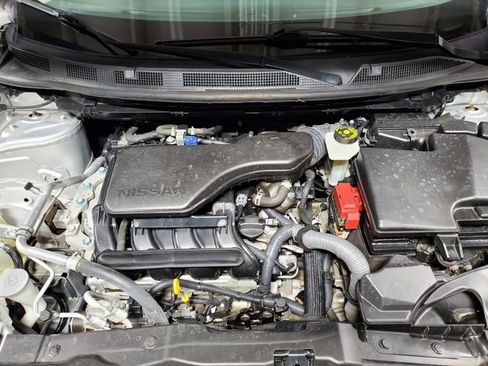 Used 2021 Nissan Rogue Sport S image 6