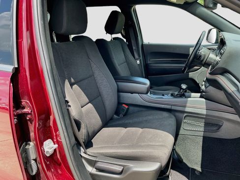Used 2025 Dodge Durango GT AWD/4WD image 32