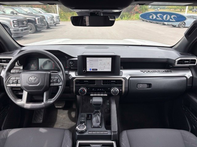 Used 2026 Toyota Tacoma SR5 AWD/4WD image 13