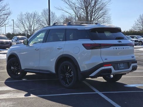 Certified 2025 INFINITI QX60 Luxe w/ Black Edition image 17