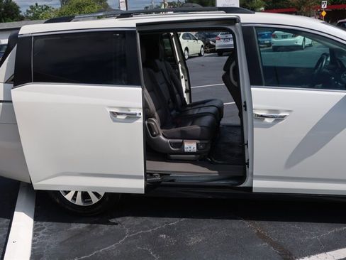 Used 2015 Honda Odyssey EX-L image 37