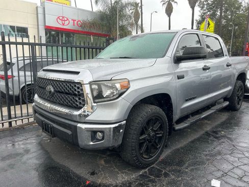 Used 2019 Toyota Tundra SR5 w/ SR5 Upgrade Package image 3