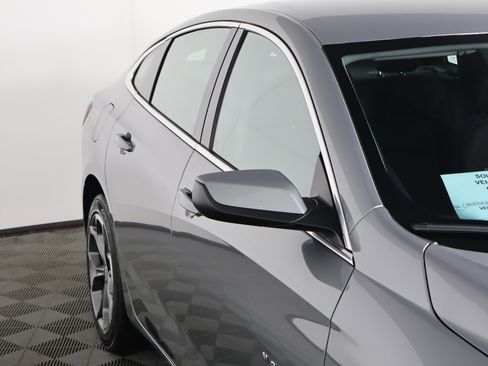 Used 2024 Chevrolet Malibu LT image 14