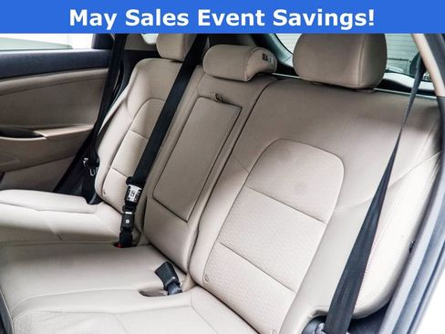 Used 2019 Hyundai Tucson Value FWD image 38