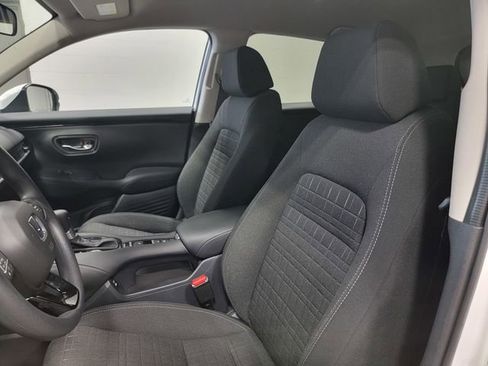 Certified 2026 Honda HR-V LX image 12