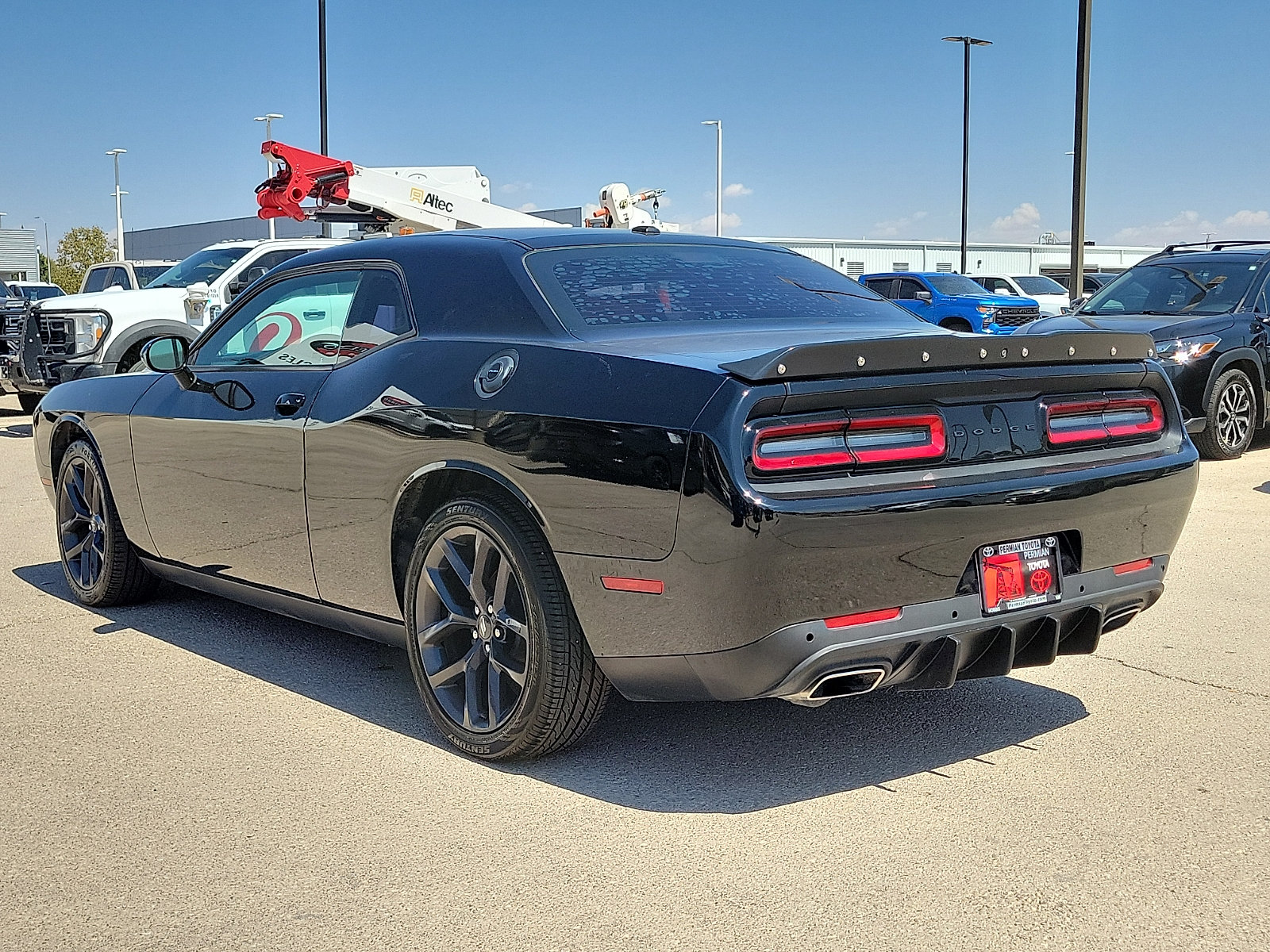 Used 2021 Dodge Challenger SXT w/ Blacktop Package RWD image 3