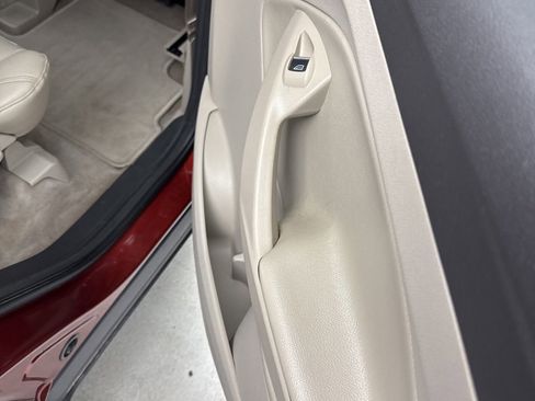 Used 2015 Ford Escape Titanium AWD/4WD image 22