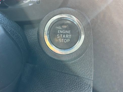 Used 2016 Subaru Forester 2.5i Touring w/ Eyesight & Navigation System image 18