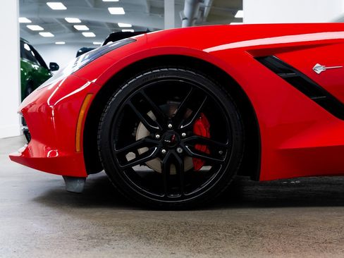 Used 2019 Chevrolet Corvette Stingray image 7