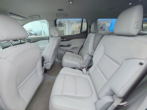 Used 2018 GMC Acadia SLT image 15