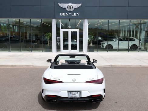 Used 2024 Mercedes-Benz SL 63 AMG 4MATIC image 10