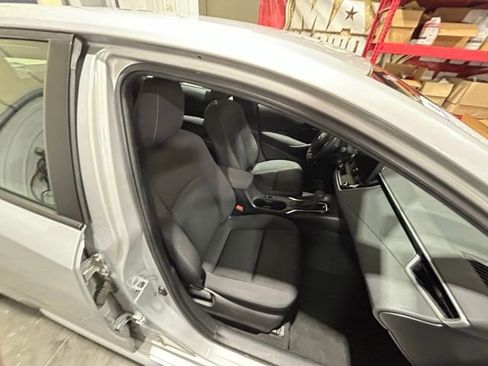 Used 2024 Toyota Corolla LE image 27