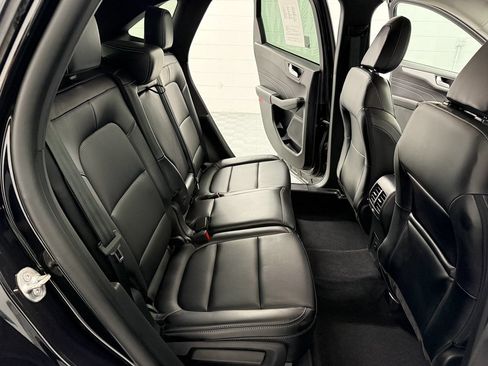Used 2025 Ford Escape Platinum AWD/4WD image 12