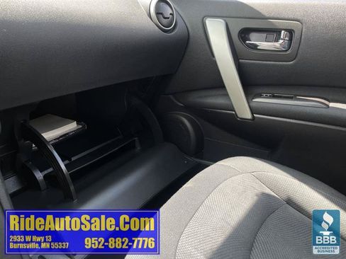 Used 2015 Nissan Rogue S w/ Convenience Package AWD/4WD image 34