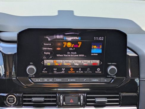 Used 2024 Nissan Pathfinder SV w/ SV Premium Package FWD image 30