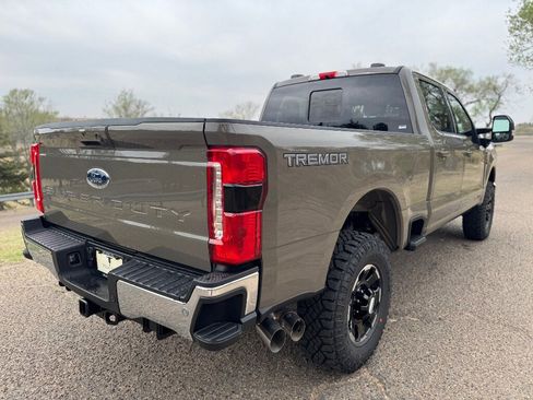 New 2026 Ford F250 Lariat image 34