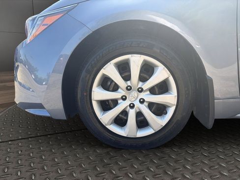 Used 2022 Toyota Corolla LE FWD image 21