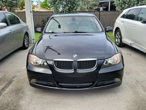 Used 2006 BMW 325i Sedan RWD image 2