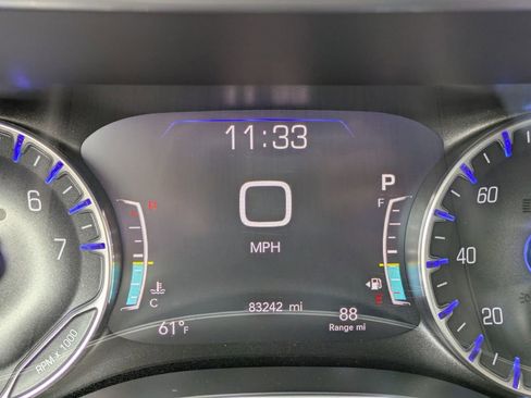 Used 2019 Chrysler Pacifica Limited image 30